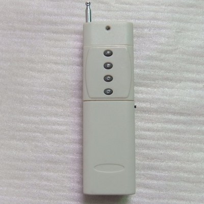 探秘3000米無(wú)線(xiàn)發(fā)射器與四鍵遙控器 大功率遙控器的技術(shù)演進(jìn)與市場(chǎng)格局